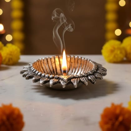 Aluminium Suraj Deepak Oil Lamp for Traditional Home Decoration, Height : 0.6 Inch (ASMAS268 E)