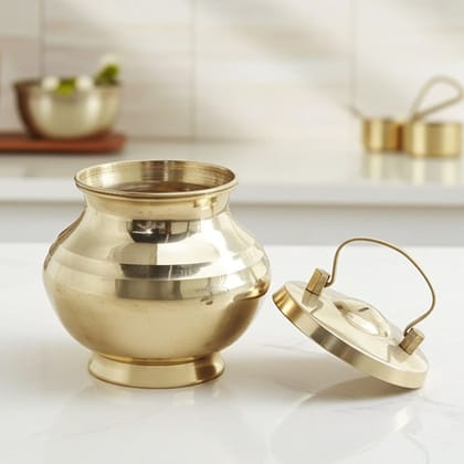Brass Gangajali No. 5 [600 ml] � Sacred Ritual Pot for Abhishek, Height : 4.5 Inch (ZMAS613 M)